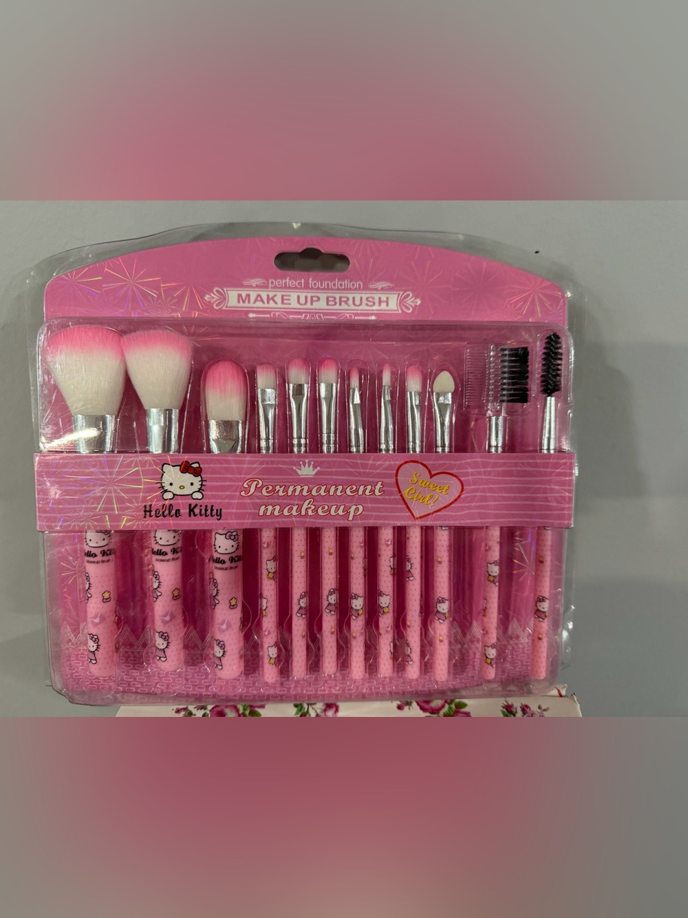 Hello Kitty Pink and White Makeup Brush Set with Character Handles